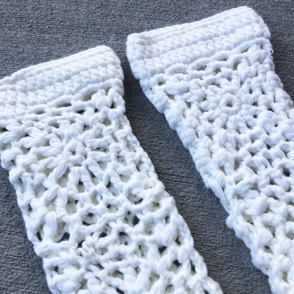 Lemon Cream Crochet Legwear Slippers / Legwarmers, Cable Knit Slippers - Picture 4 of 9